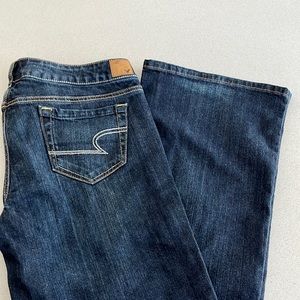 Wide leg jeans, never worn!